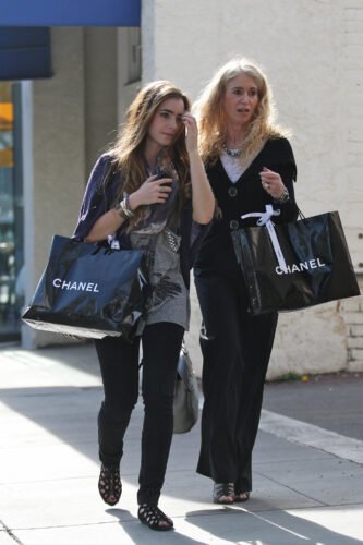 Lily Collins Feet Toes And Soles 112