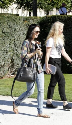 Lily Collins Feet Toes And Soles 159