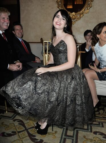 Lily Collins Feet Toes And Soles 163