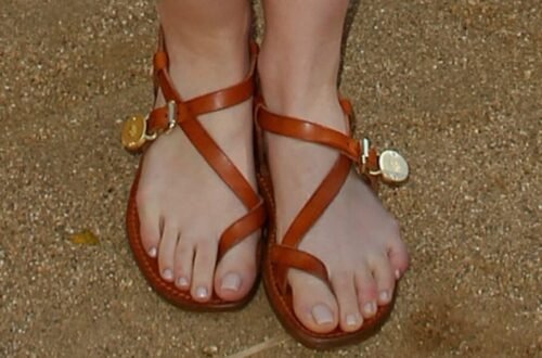 Lily Collins Feet Toes And Soles 175