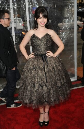 Lily Collins Feet Toes And Soles 183