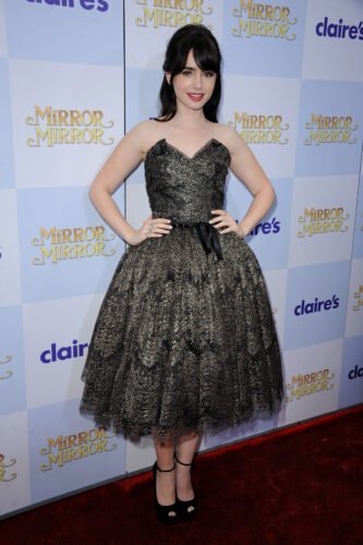 Lily Collins Feet Toes And Soles 187