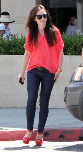 Lily Collins Feet Toes And Soles 195