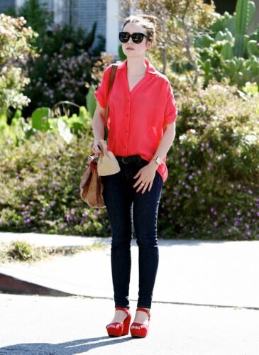 Lily Collins Feet Toes And Soles 545