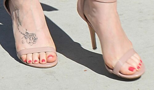 Lily Collins Feet Toes And Soles 577