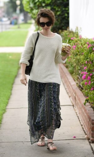 Lily Collins Feet Toes And Soles 639