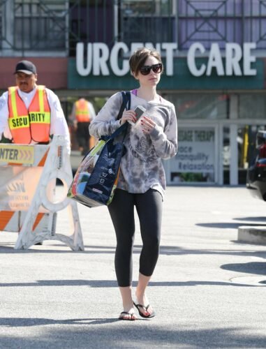 Lily Collins Feet Toes And Soles 641