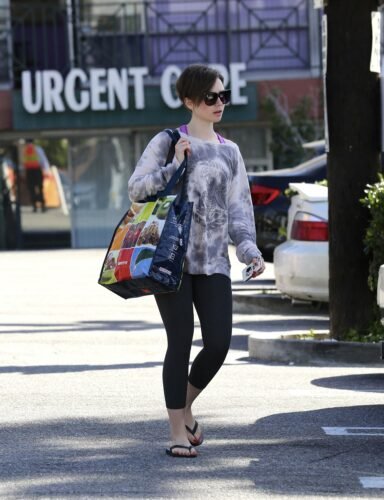 Lily Collins Feet Toes And Soles 647