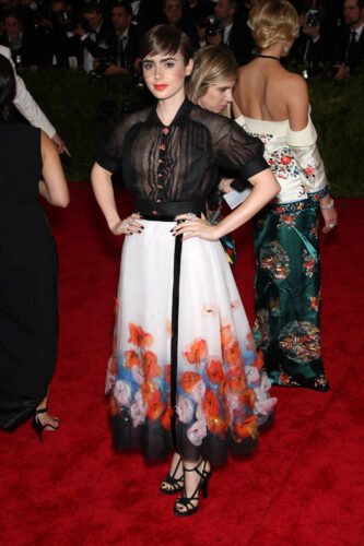 Lily Collins Feet Toes And Soles 672