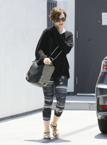 Lily Collins Feet Toes And Soles 675