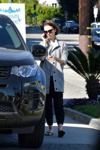 Lily Collins Feet Toes And Soles 906