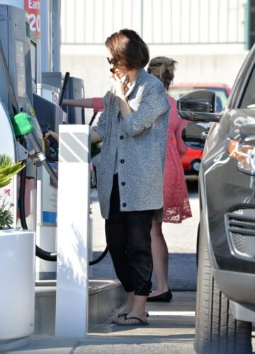 Lily Collins Feet Toes And Soles 912