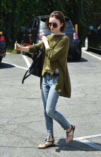 Lily Collins Feet Toes And Soles 925