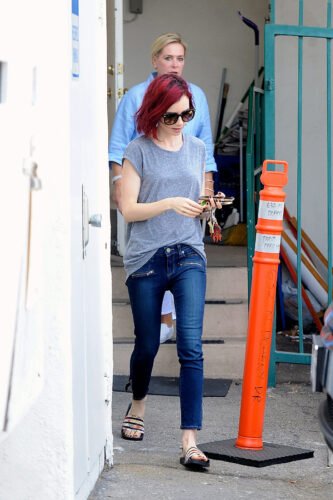 Lily Collins Feet Toes And Soles 941