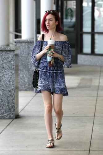 Lily Collins Feet Toes And Soles 969