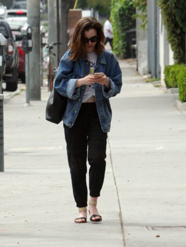 Lily Collins Feet Toes And Soles 1017