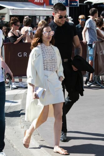 Lily Collins Feet Toes And Soles 1061