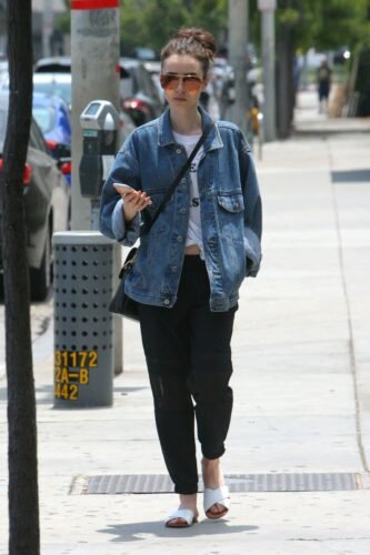 Lily Collins Feet Toes And Soles 1077