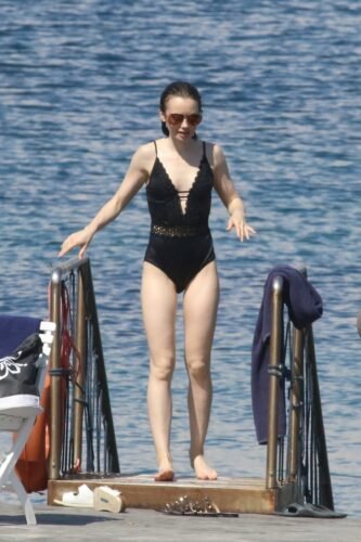 Lily Collins Feet Toes And Soles 1134