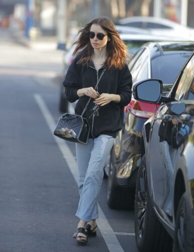 Lily Collins Feet Toes And Soles 1289