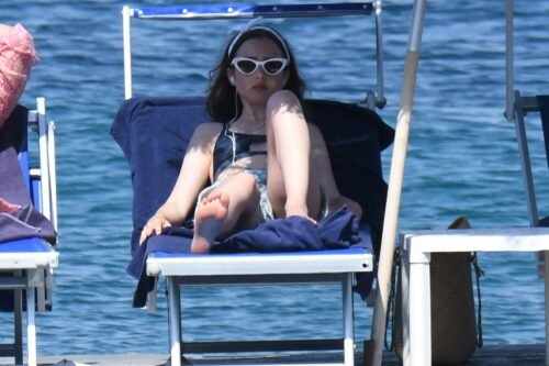 Lily Collins Feet Toes And Soles 1325
