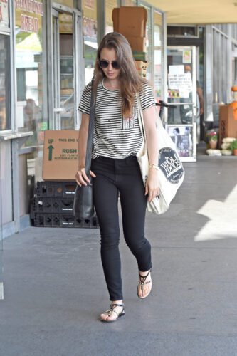 Lily Collins Feet Toes And Soles 1349