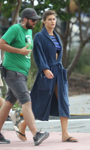 Alexanda Daddario Feet Toes And Soles 153