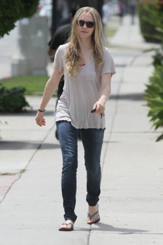 Amanda Seyfried Feet Toes And Soles 105