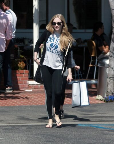 Amanda Seyfried Feet Toes And Soles 247