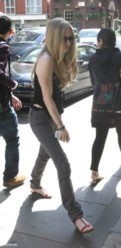 Amanda Seyfried Feet Toes And Soles 352