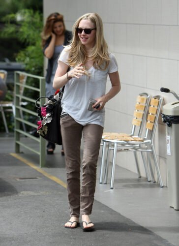 Amanda Seyfried Feet Toes And Soles 402