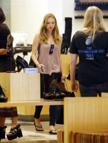 Amanda Seyfried Feet Toes And Soles 416