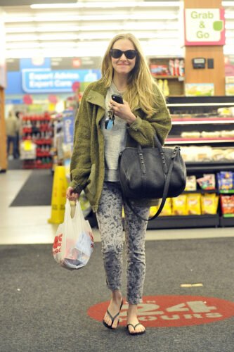 Amanda Seyfried Feet Toes And Soles 656