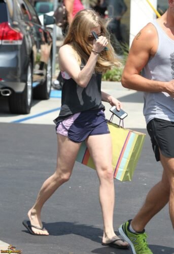Amanda Seyfried Feet Toes And Soles 707
