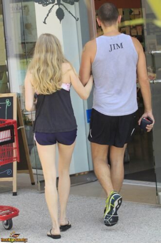 Amanda Seyfried Feet Toes And Soles 708