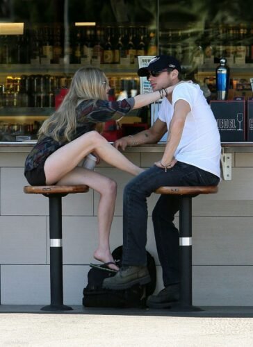 Amanda Seyfried Feet Toes And Soles 1021