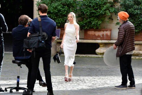 Amanda Seyfried Feet Toes And Soles 1089
