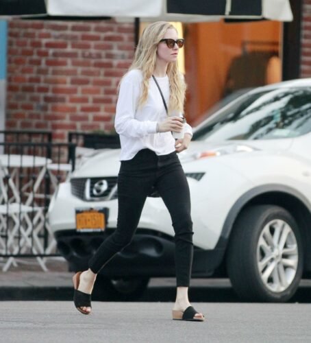 Amanda Seyfried Feet Toes And Soles 1322