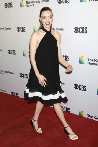 Amanda Seyfried Feet Toes And Soles 1371