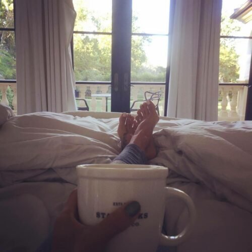 Brooke Burke Feet Toes And Soles 889