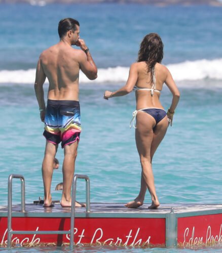 Brooke Burke Feet Toes And Soles 1082