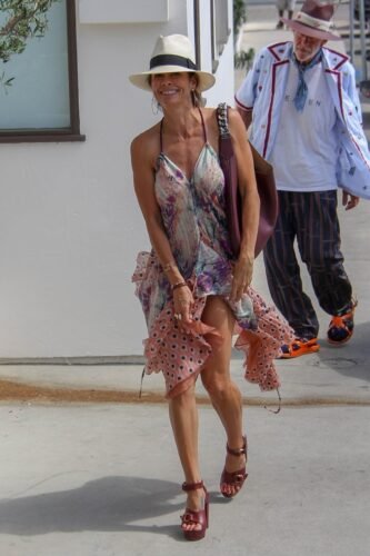 Brooke Burke Feet Toes And Soles 1422