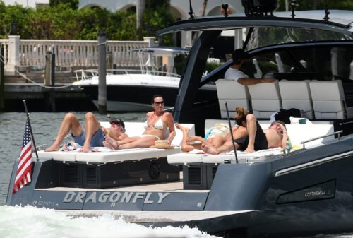 Brooke Burke Feet Toes And Soles 1458