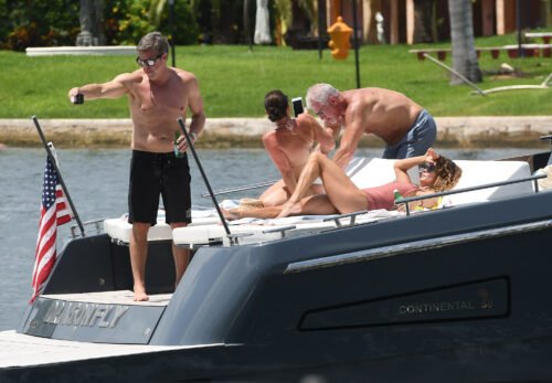 Brooke Burke Feet Toes And Soles 1459