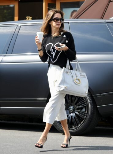 Brooke Burke Feet Toes And Soles 1607