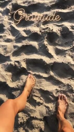 Brooke Burke Feet Toes And Soles 1736