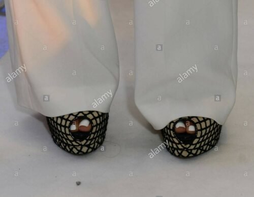 Brooke Burke Feet Toes And Soles 1774