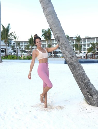 Brooke Burke Feet Toes And Soles 1949