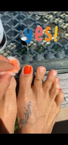 Brooke Burke Feet Toes And Soles 1995