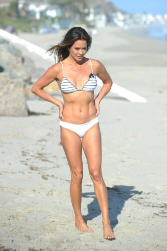 Brooke Burke Feet Toes And Soles 2152